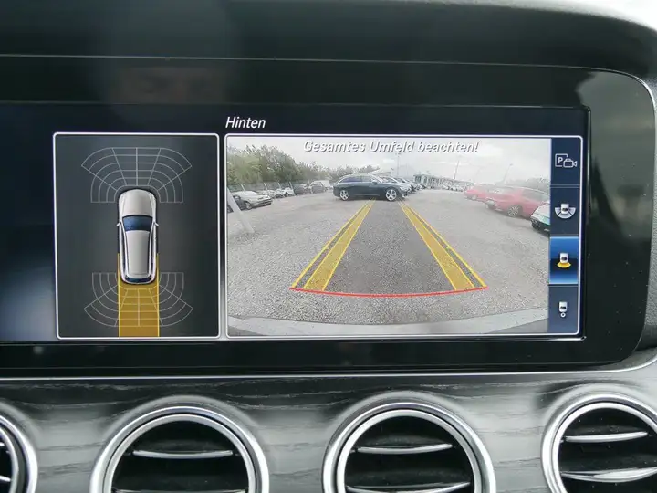 Mercedes-Benz E 300 d Sport Style Automatik  Navi LED AHK CAM – Foto 15