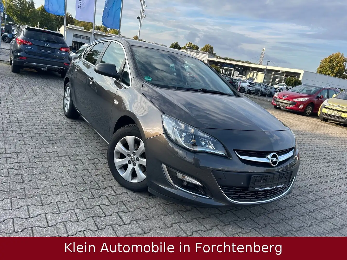 Opel Astra Aut. Exklusiv Xenon Sportsitze Kamera PDC Gris - 1