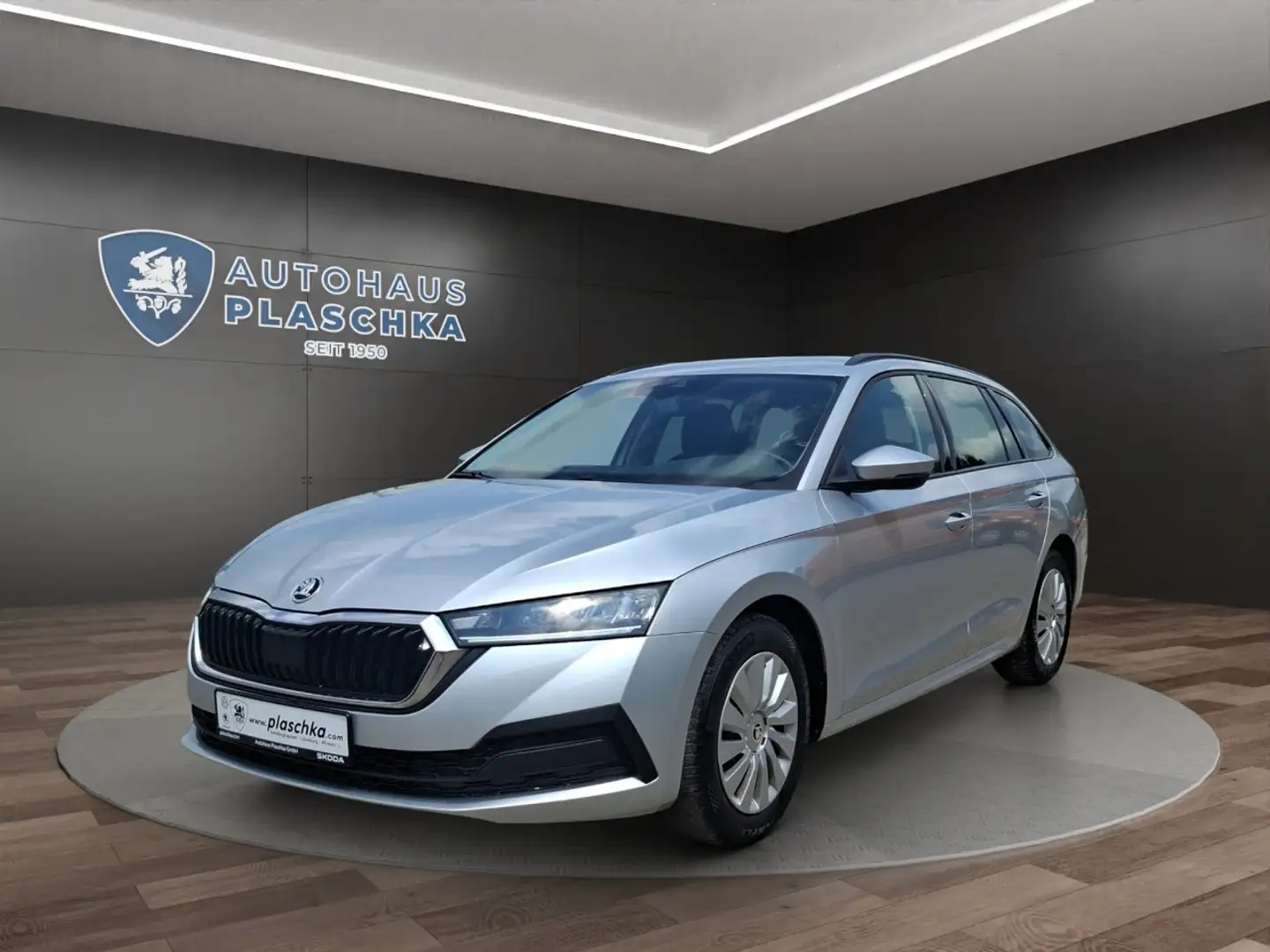 Skoda Octavia C. 2.0 TDI Active LED+PDC+APP Klima Einparkhilfe Plateado - 1