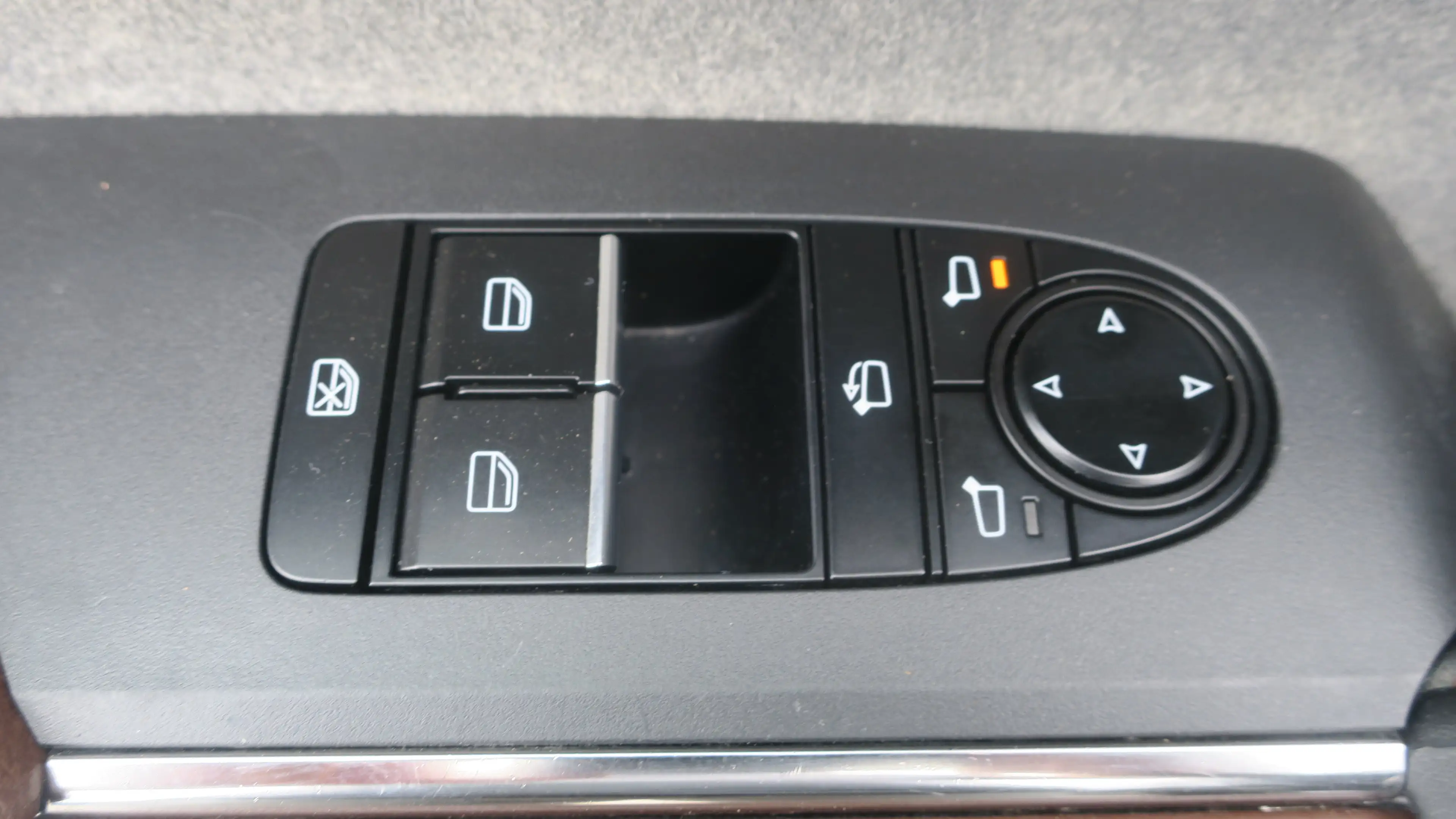 Mazda MX-30 MX-30 e-SKYACTIV "Netto 12000 euro" — photo 8