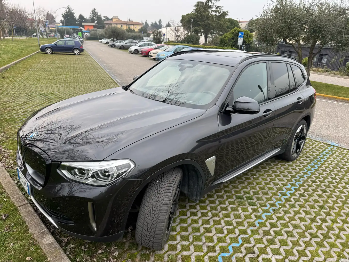 BMW iX3 Impressive - 1
