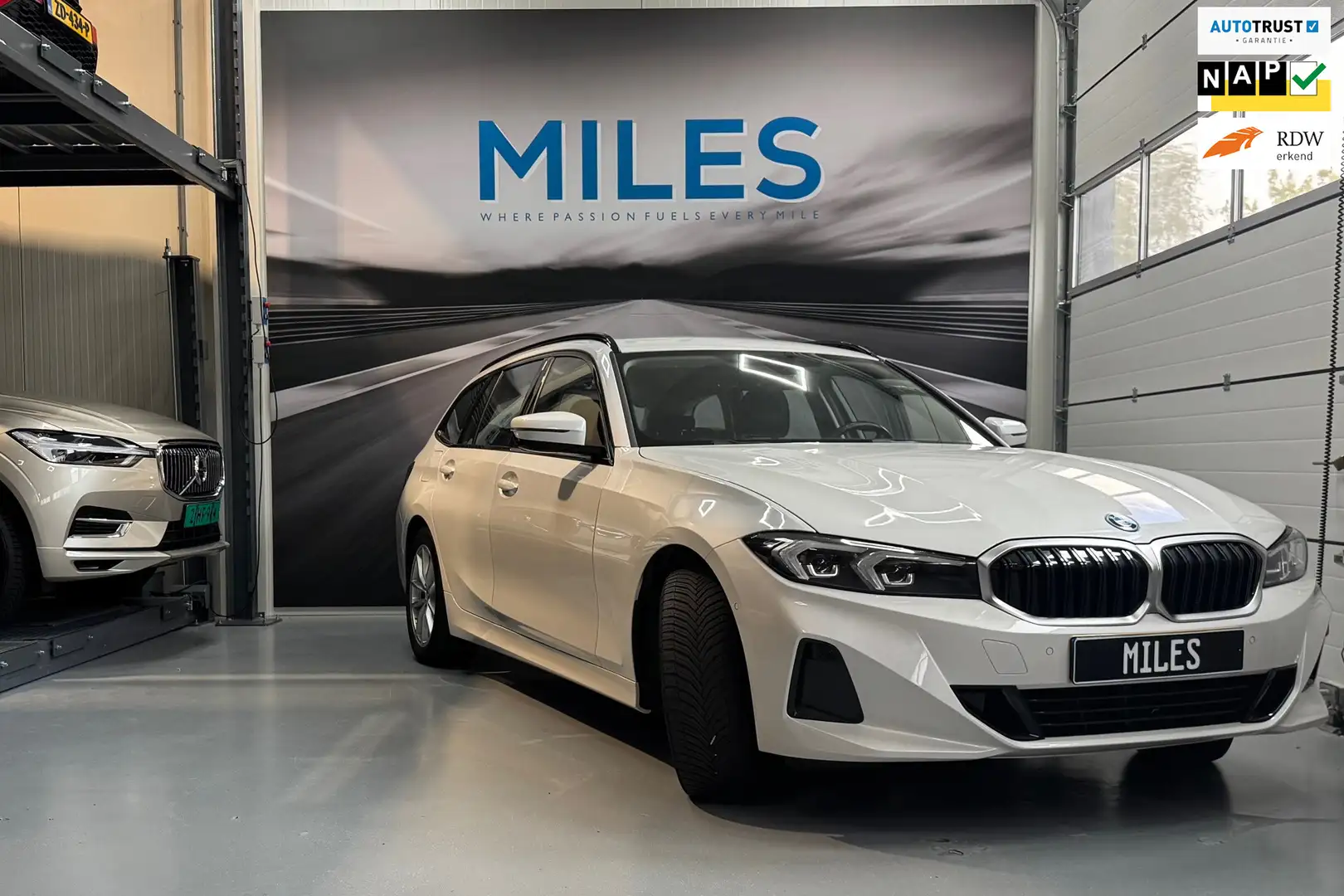 BMW 320 3-serie Touring 320e Edition incl. 1 jaar Autotrus Bianco - 1