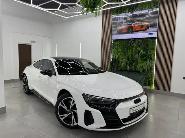 Audi e-tron GT 60 quattro