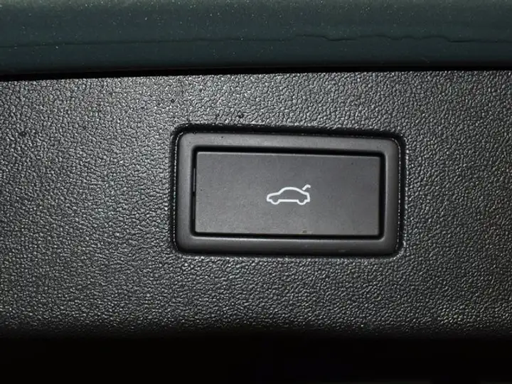 Volkswagen Tiguan 2025, foto 8