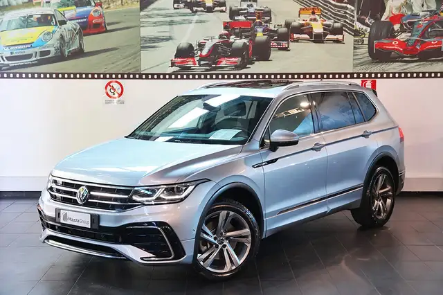 Volkswagen Tiguan Allspace 2.0 TDI 200cv SCR DSG 4Motion R-Line - 7 POSTI/TETTO/PELLE/MATRIX/SOSPENSIONI/SEDILI VENTILATI
