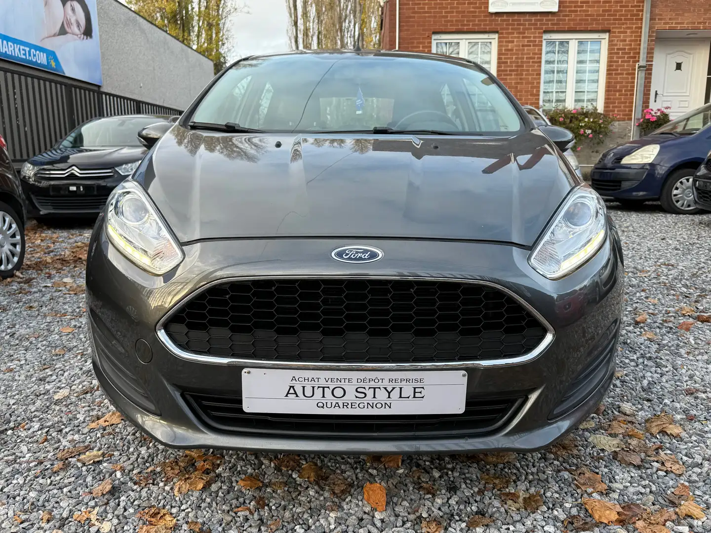 Ford Fiesta 1.0i * Garantie * Bluetooth * Isofix * Gris - 2