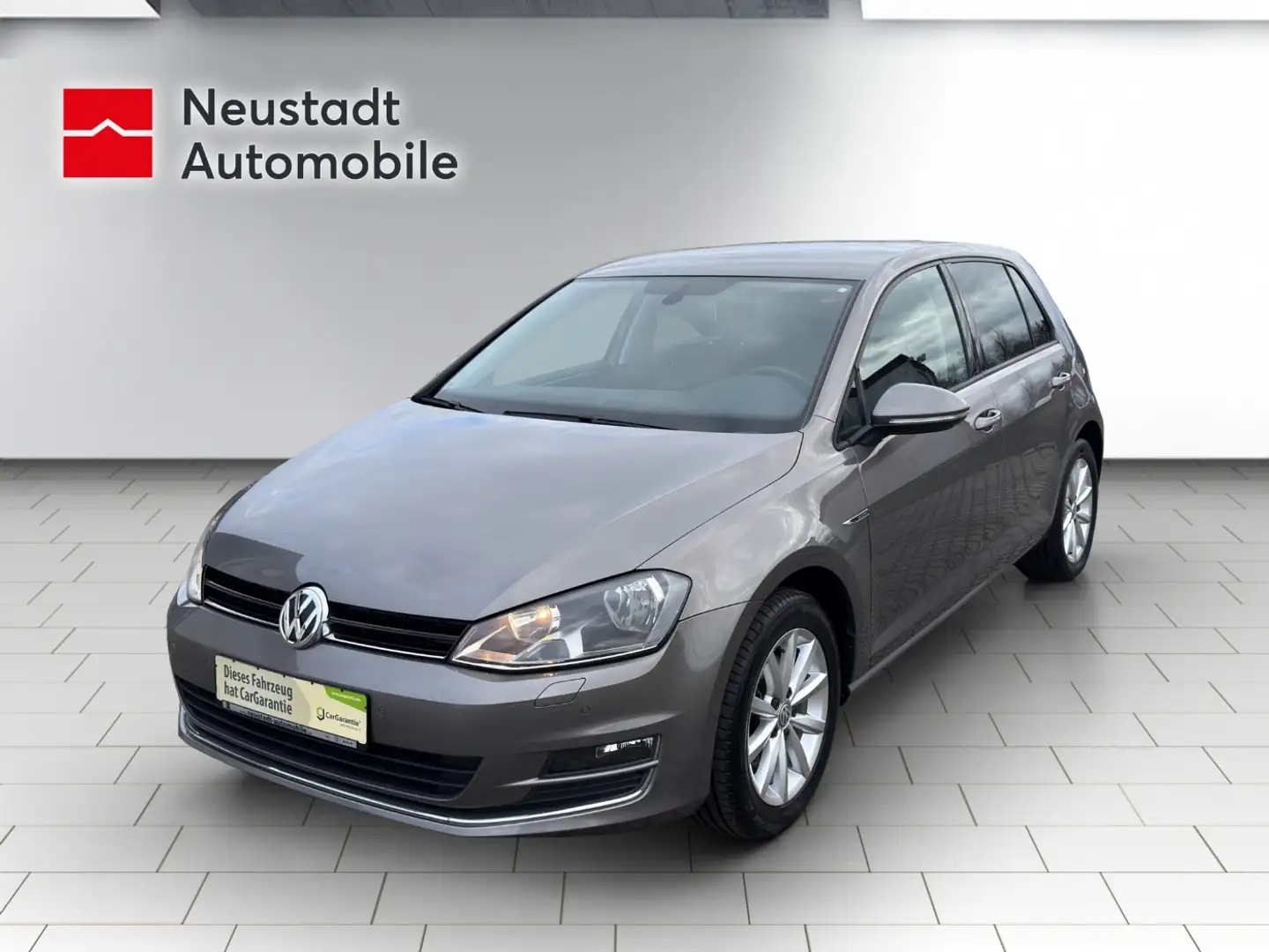 Volkswagen Golf VII_Lounge 1.6 TDI Sitzheizung, Parkpilot, Grau - 1