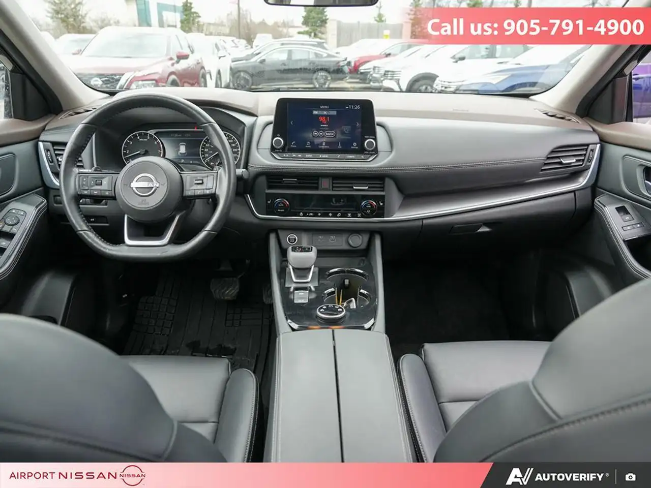 Nissan Rogue снимка Nissan Rogue