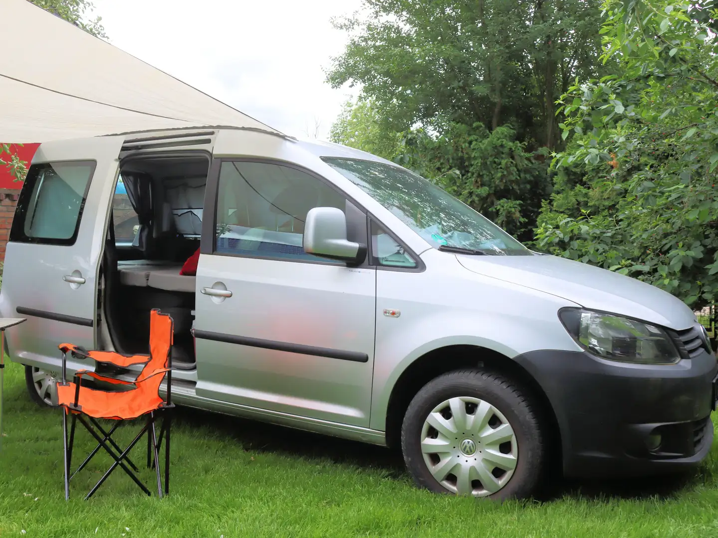 Volkswagen Caddy Vw Caddy Camper NEU - gr. Bett + Sitzecke Plateado - 2