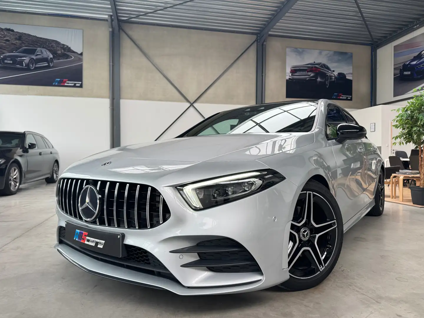 Mercedes-Benz A 180 AMG-Pack, 11/2020 (Gereserveerd) Argent - 2
