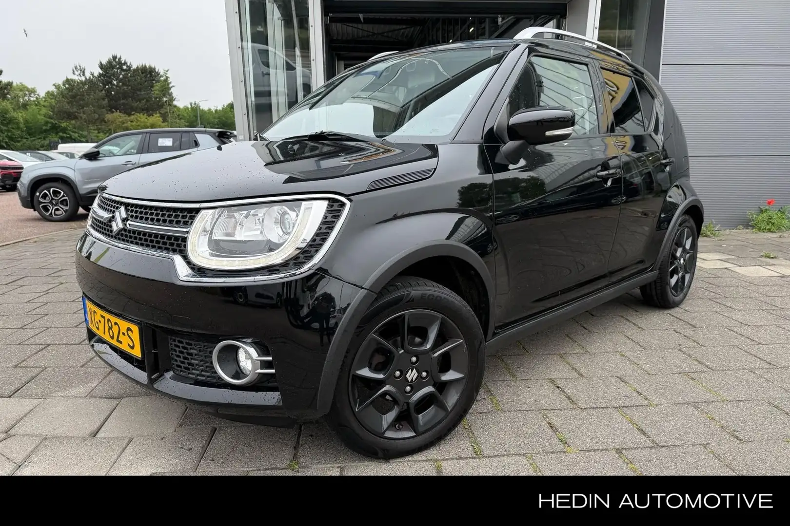 Suzuki Ignis 1.2 Stijl Automaat | Trekhaak | Navigatie | Camera Zwart - 1
