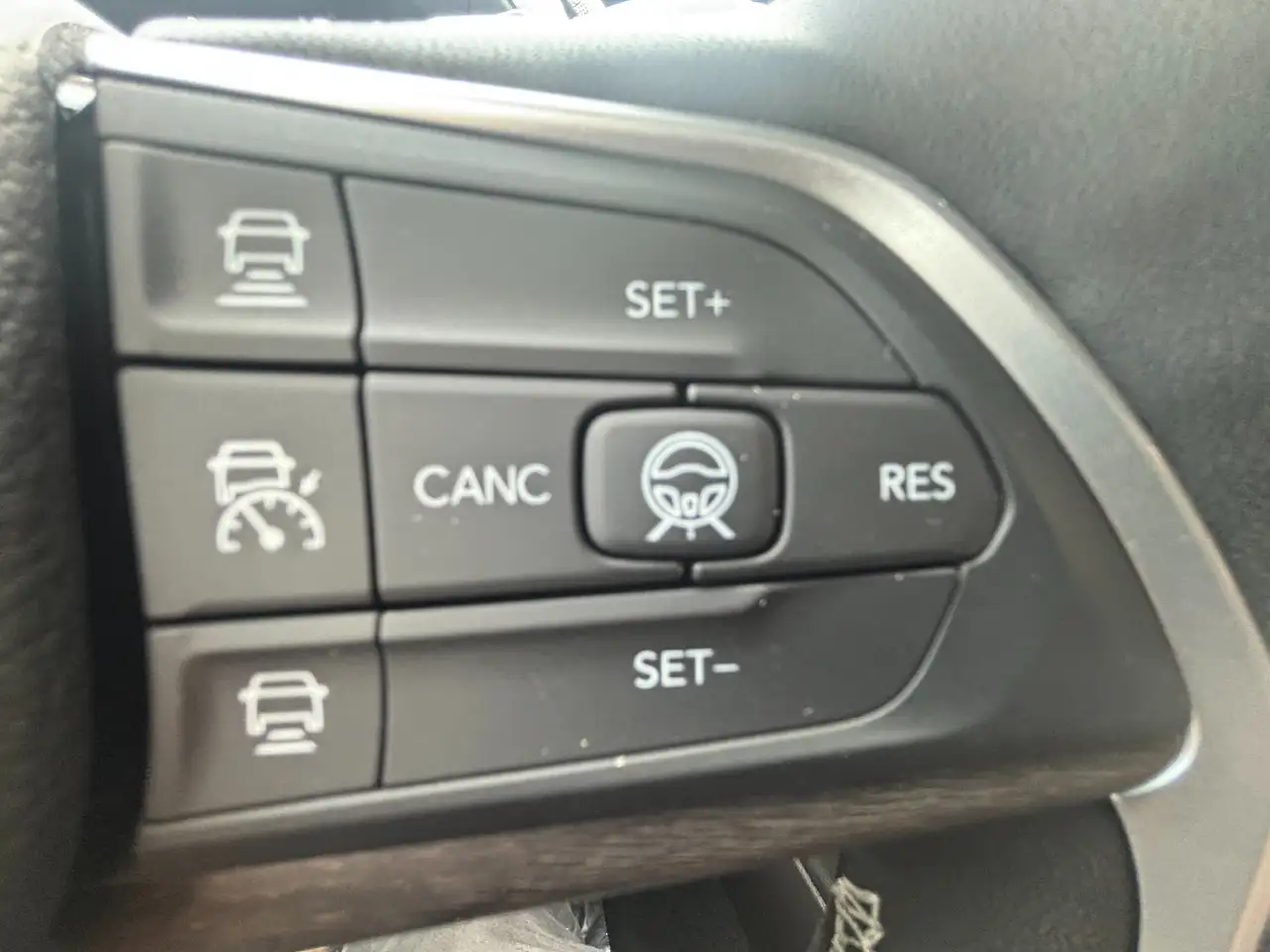 Jeep Grand Cherokee photo Jeep Grand Cherokee