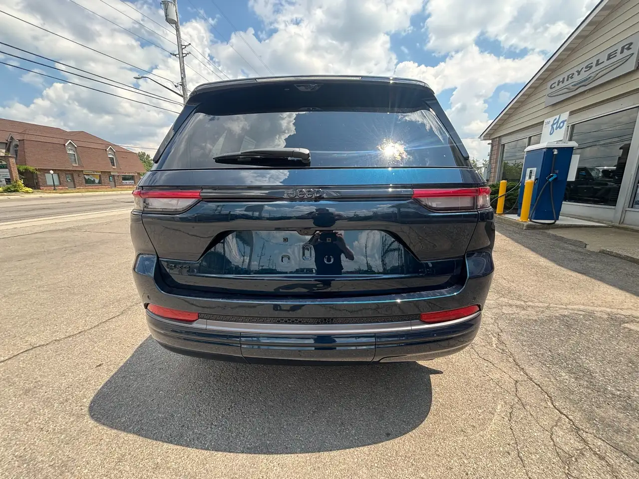 Jeep Grand Cherokee photo Jeep Grand Cherokee