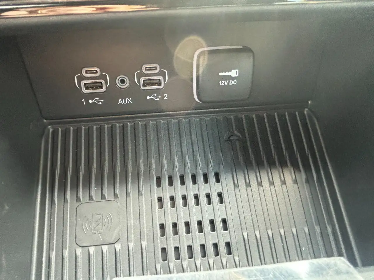 Jeep Grand Cherokee photo Jeep Grand Cherokee