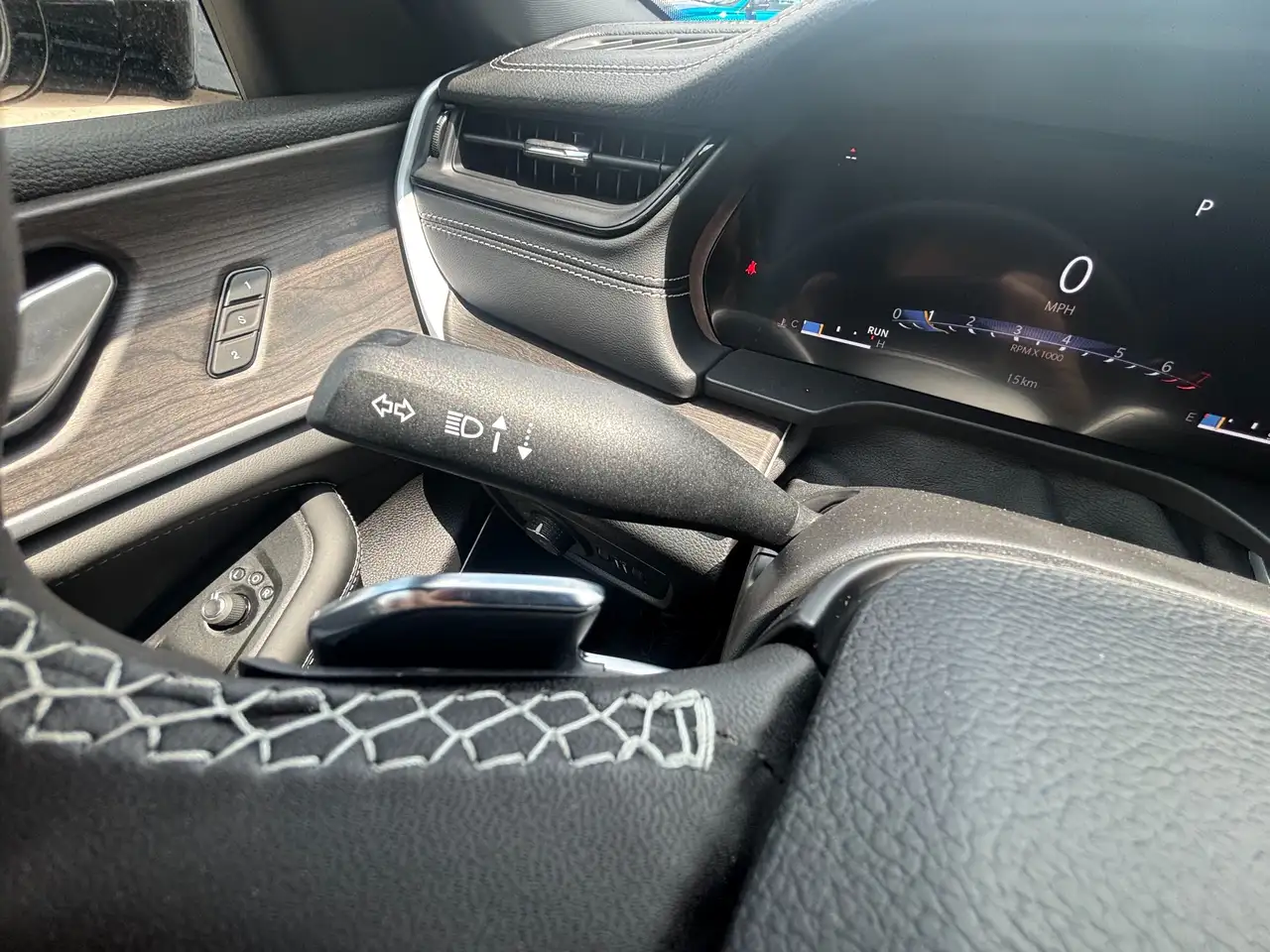Jeep Grand Cherokee photo Jeep Grand Cherokee