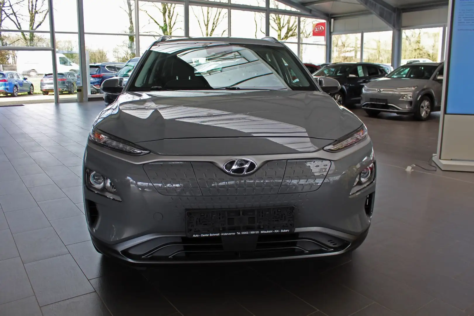 Hyundai Kona Elektro 2WD Gri - 2