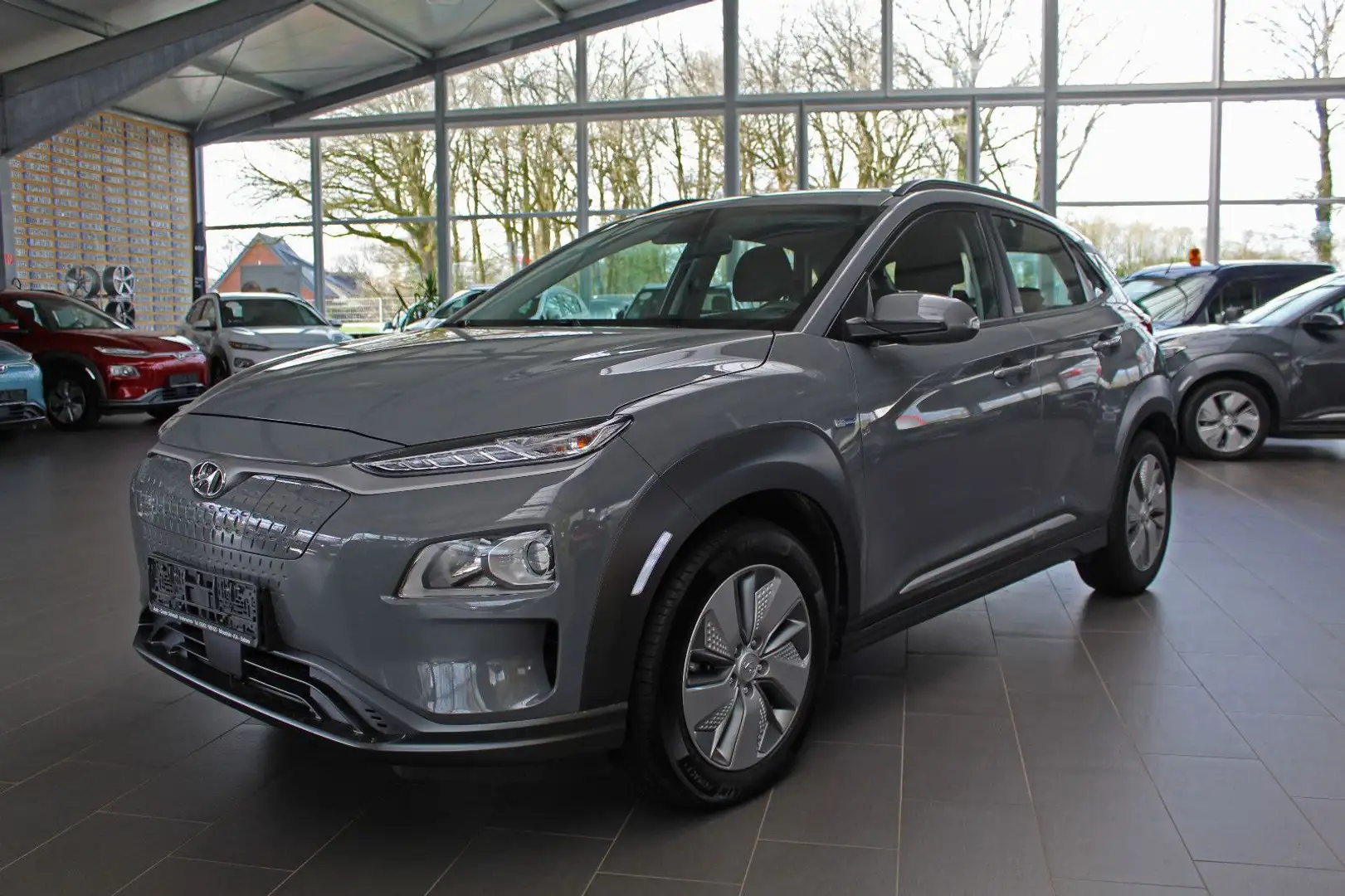 Hyundai Kona Elektro 2WD Gri - 1