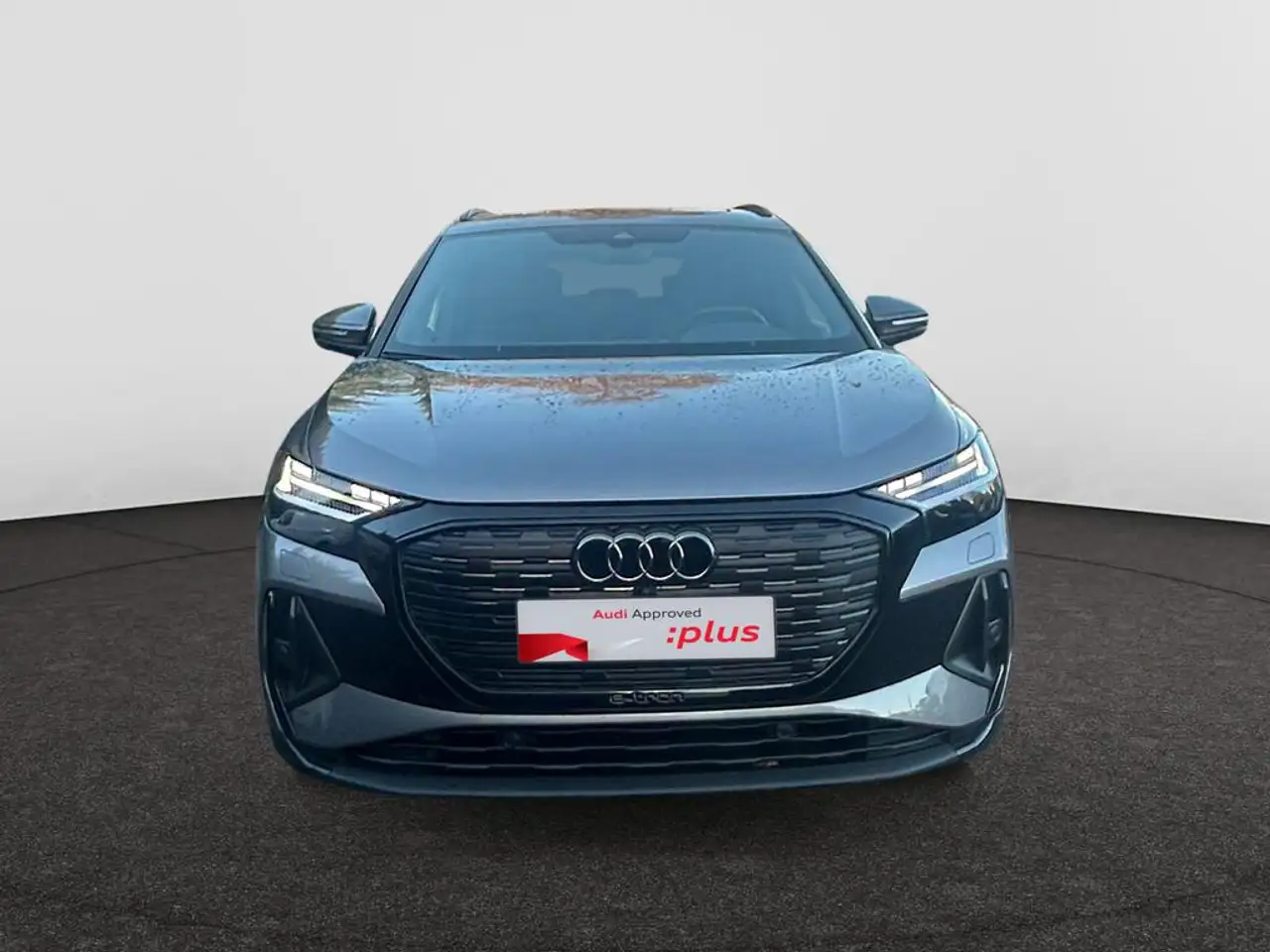 Audi Q4 e-tron Audi Q4 S line 45 e-tron 210,00 kW 4