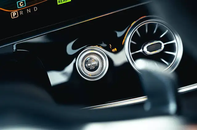 Mercedes-Benz Amg GT view 5