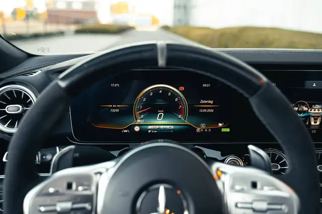 Mercedes-Benz Amg GT view 6