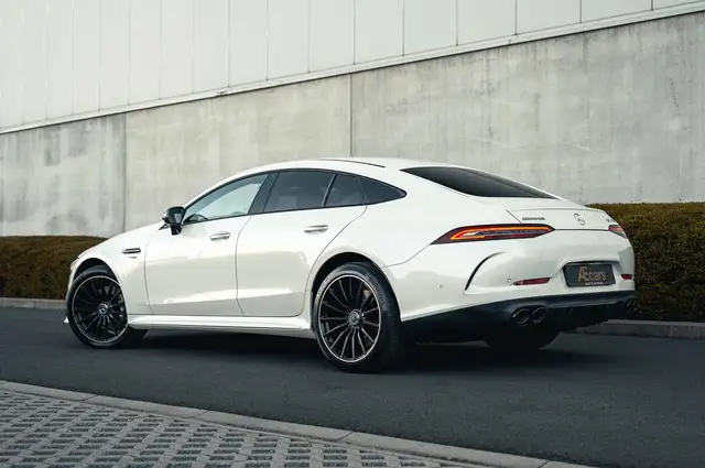 Mercedes-Benz Amg GT view 4