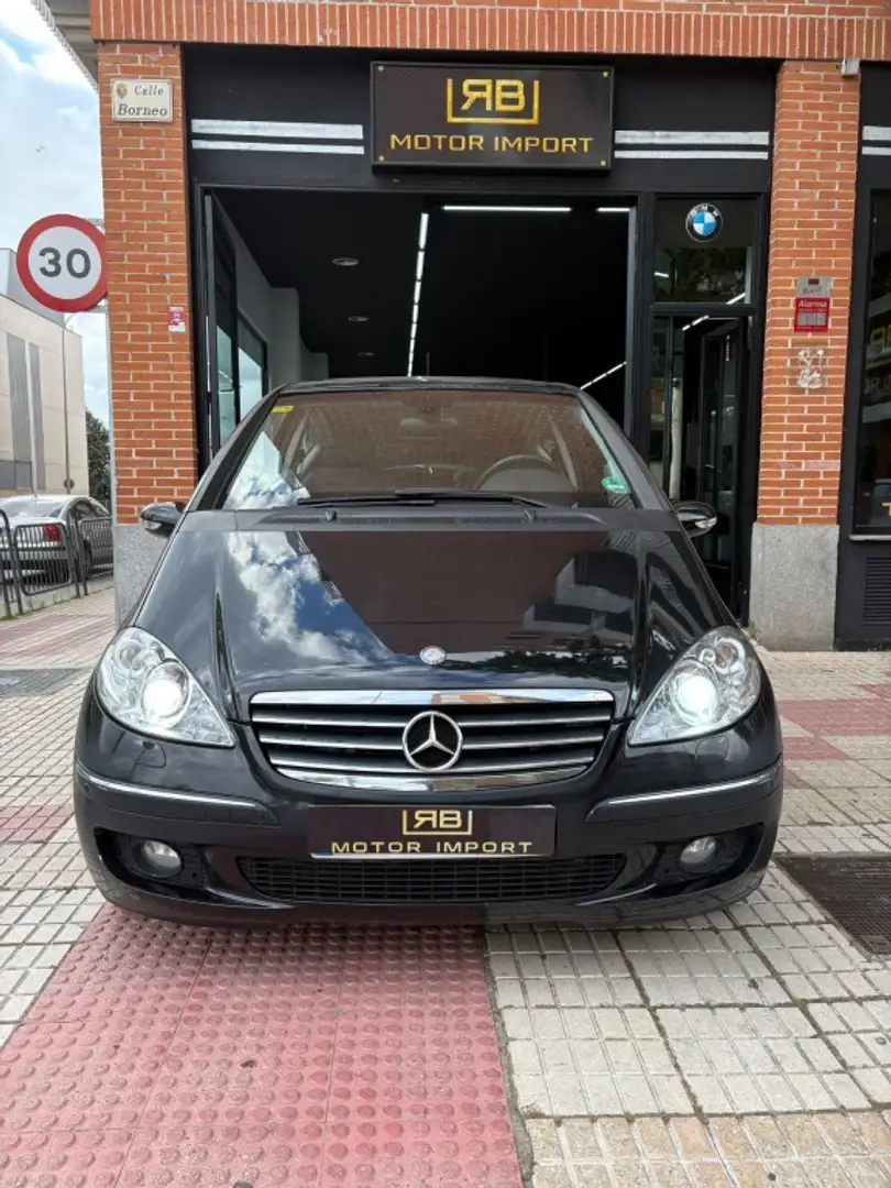 Mercedes-Benz A 200 200CDI Elegance Aut. Negro - 2