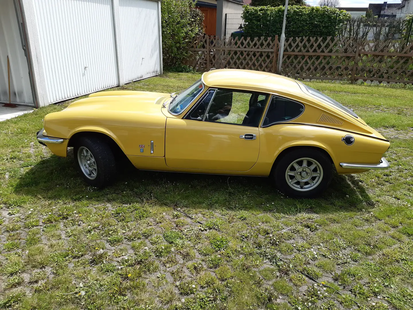 Triumph GT6 Mk III Жовтий - 1