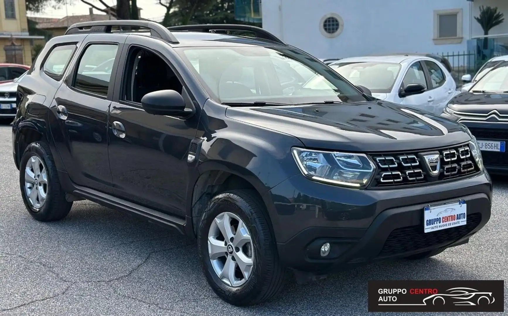 Dacia Duster 1.0 TCe 100 CV ECO-G 4x2 Comfort Gris - 2
