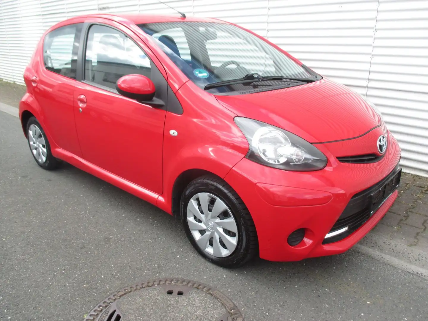 Toyota Aygo AYGO Cool Go,Klima, Navi Tom-Tom-Original Roşu - 1