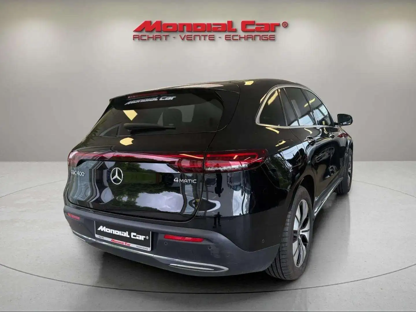 Mercedes-Benz EQC 400 80 kWh 4-Matic Noir - 2