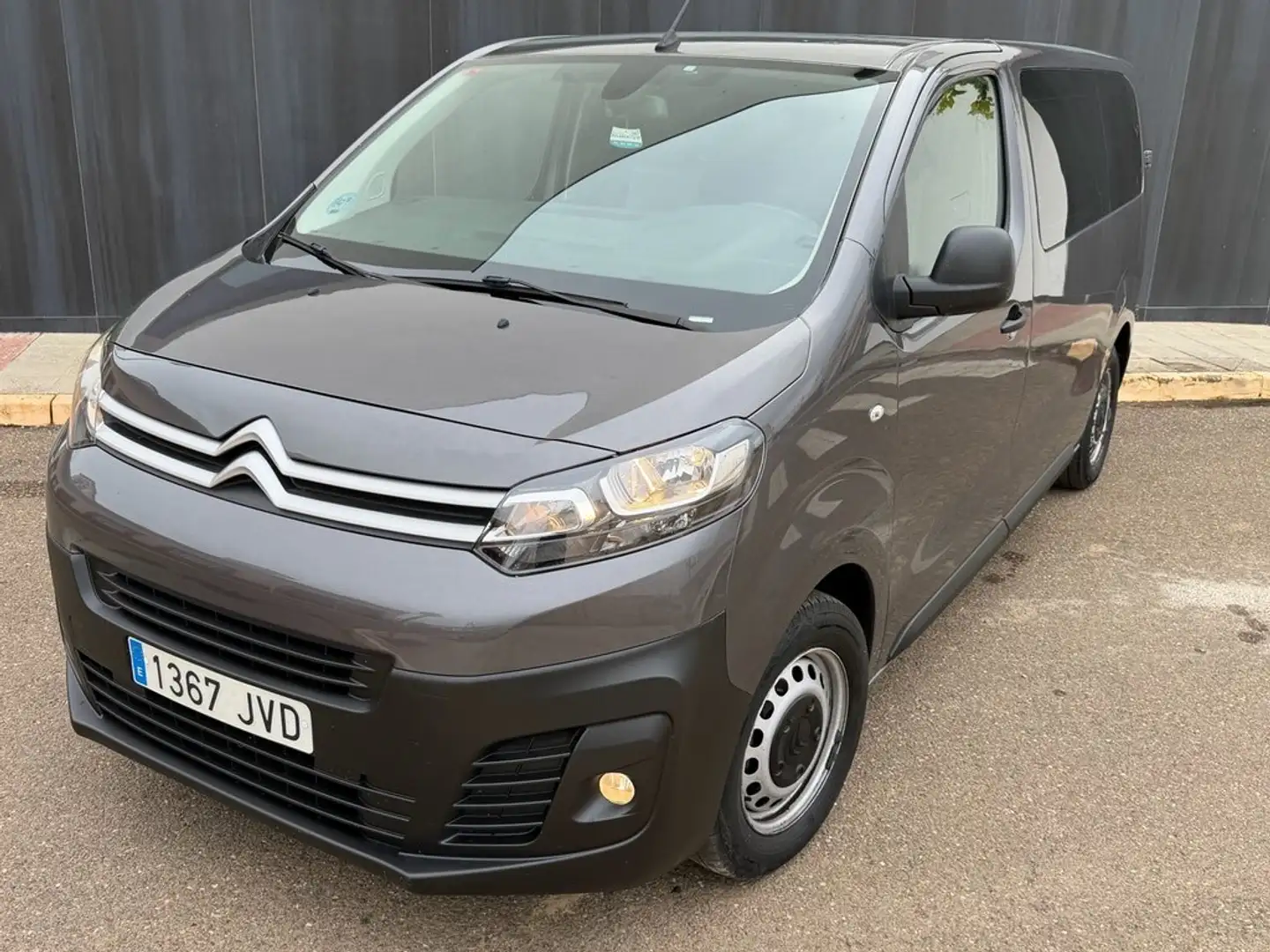 Citroen Jumpy Fg. BlueHDI Talla M Confort 115 S&S Marrón - 2