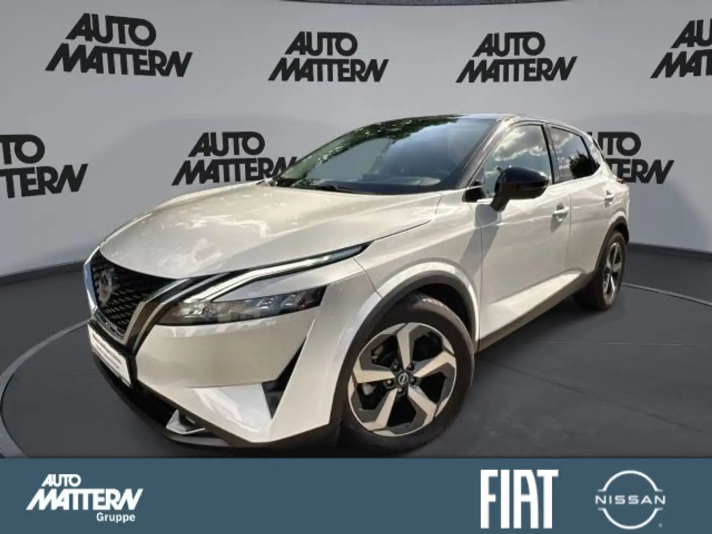 Nissan Qashqai N-Connecta*Navi*ACC*LED*Tieferlegung Schwarz - 1