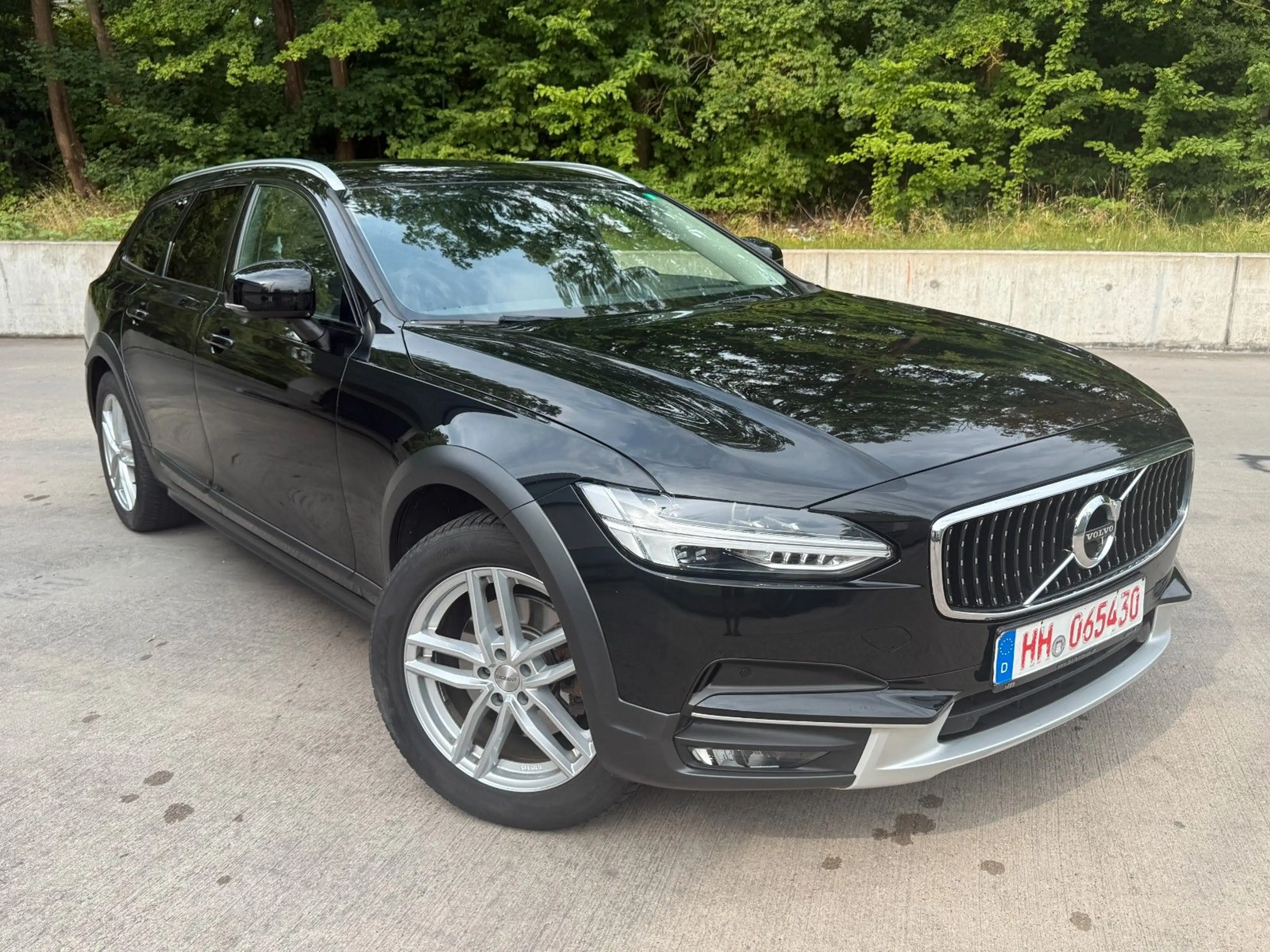 Volvo V90 Cross Country -360°Kamera-ACC-Navi-LED-TOP