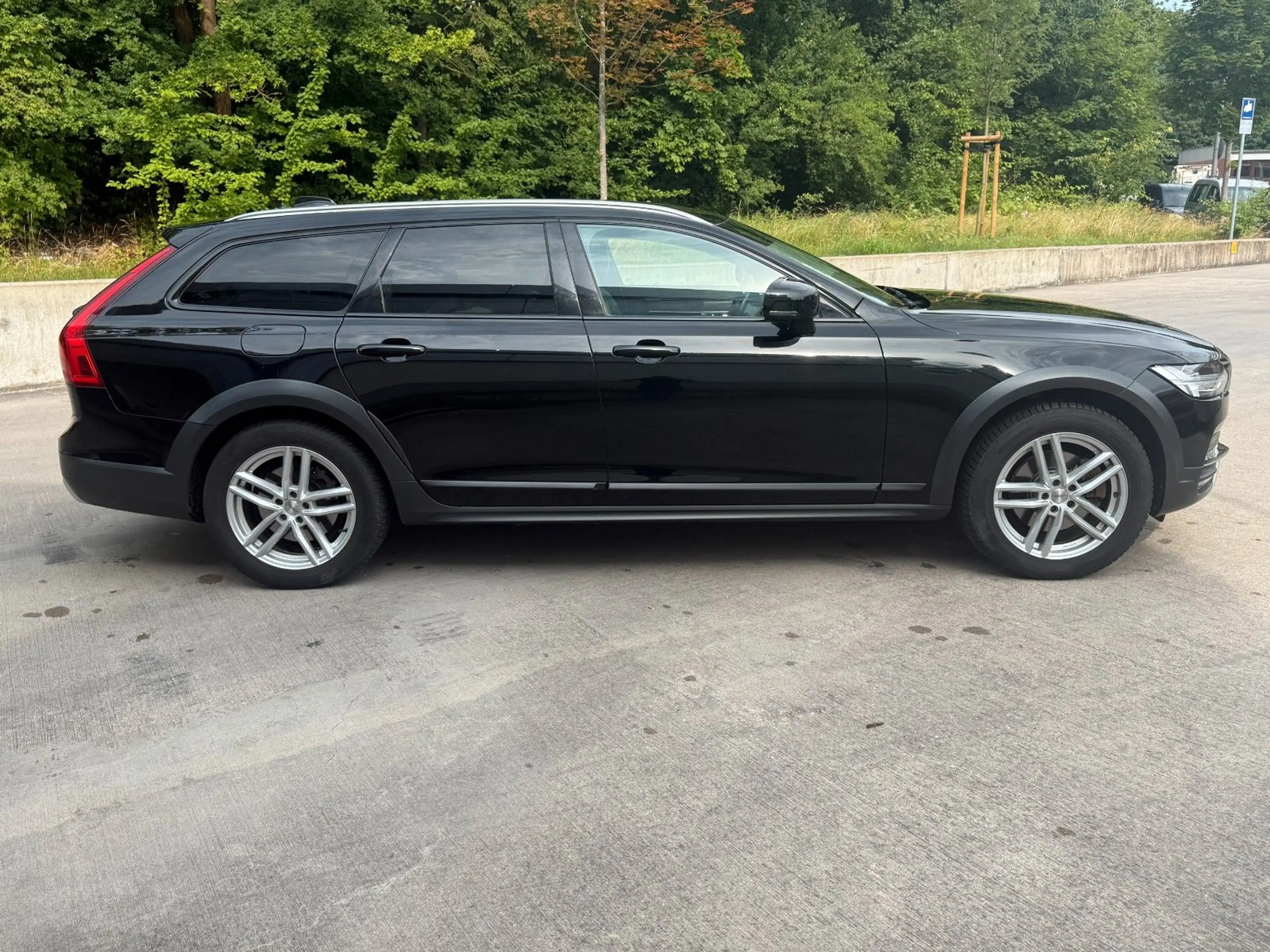 Volvo V90 Cross Country -360°Kamera-ACC-Navi-LED-TOP — photo 8