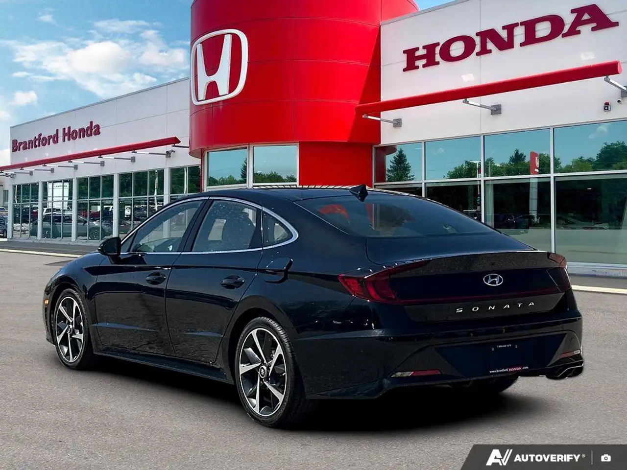 Hyundai SONATA снимка Hyundai SONATA