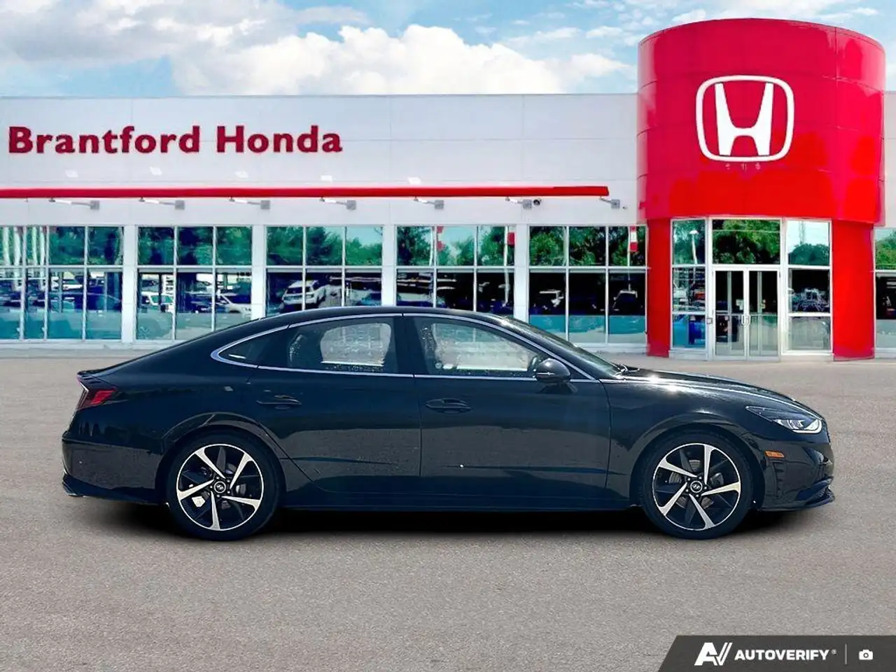 Hyundai SONATA снимка Hyundai SONATA