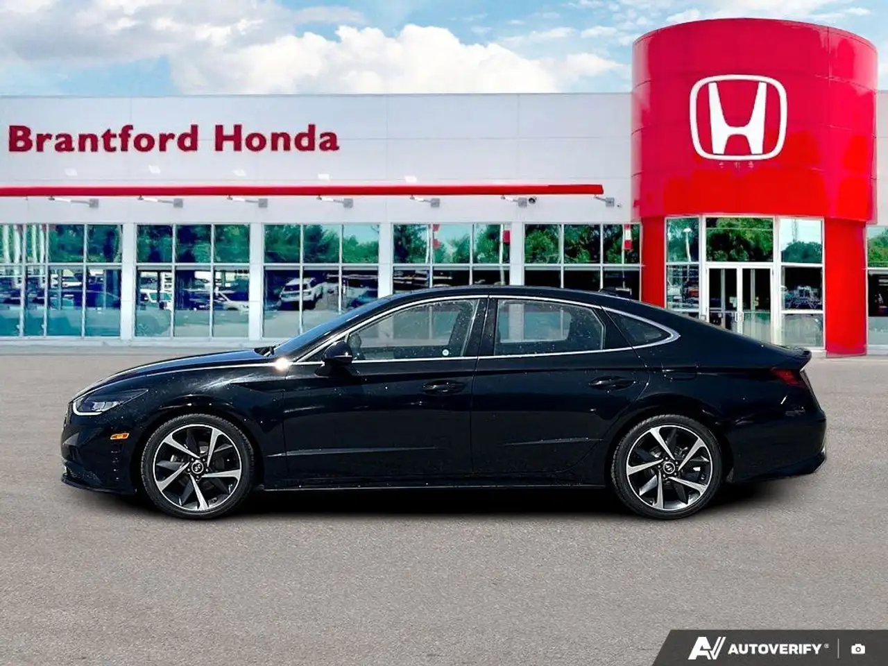 Hyundai SONATA снимка Hyundai SONATA