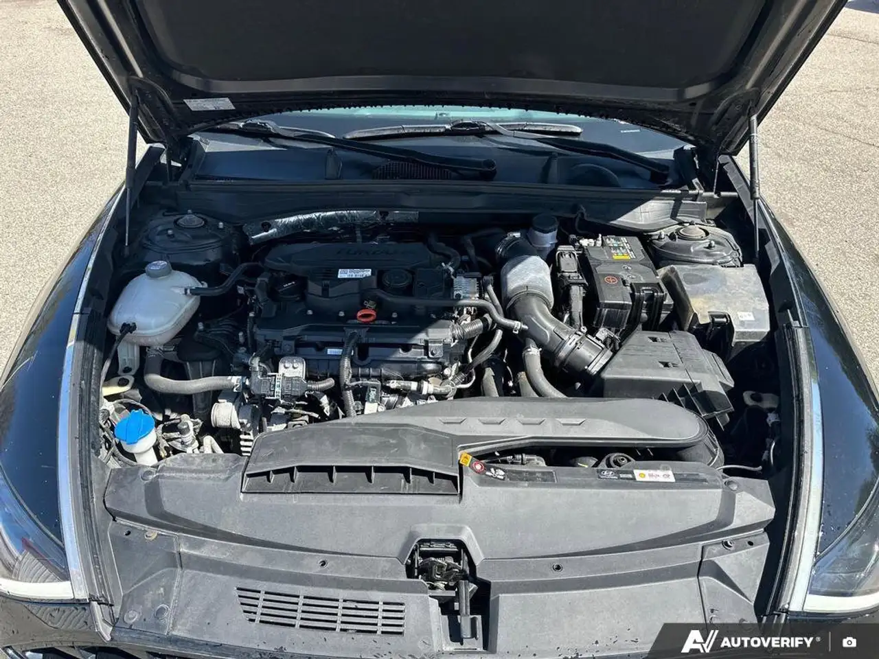 Hyundai SONATA снимка Hyundai SONATA