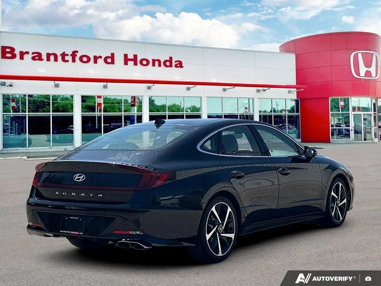 Hyundai SONATA снимка Hyundai SONATA