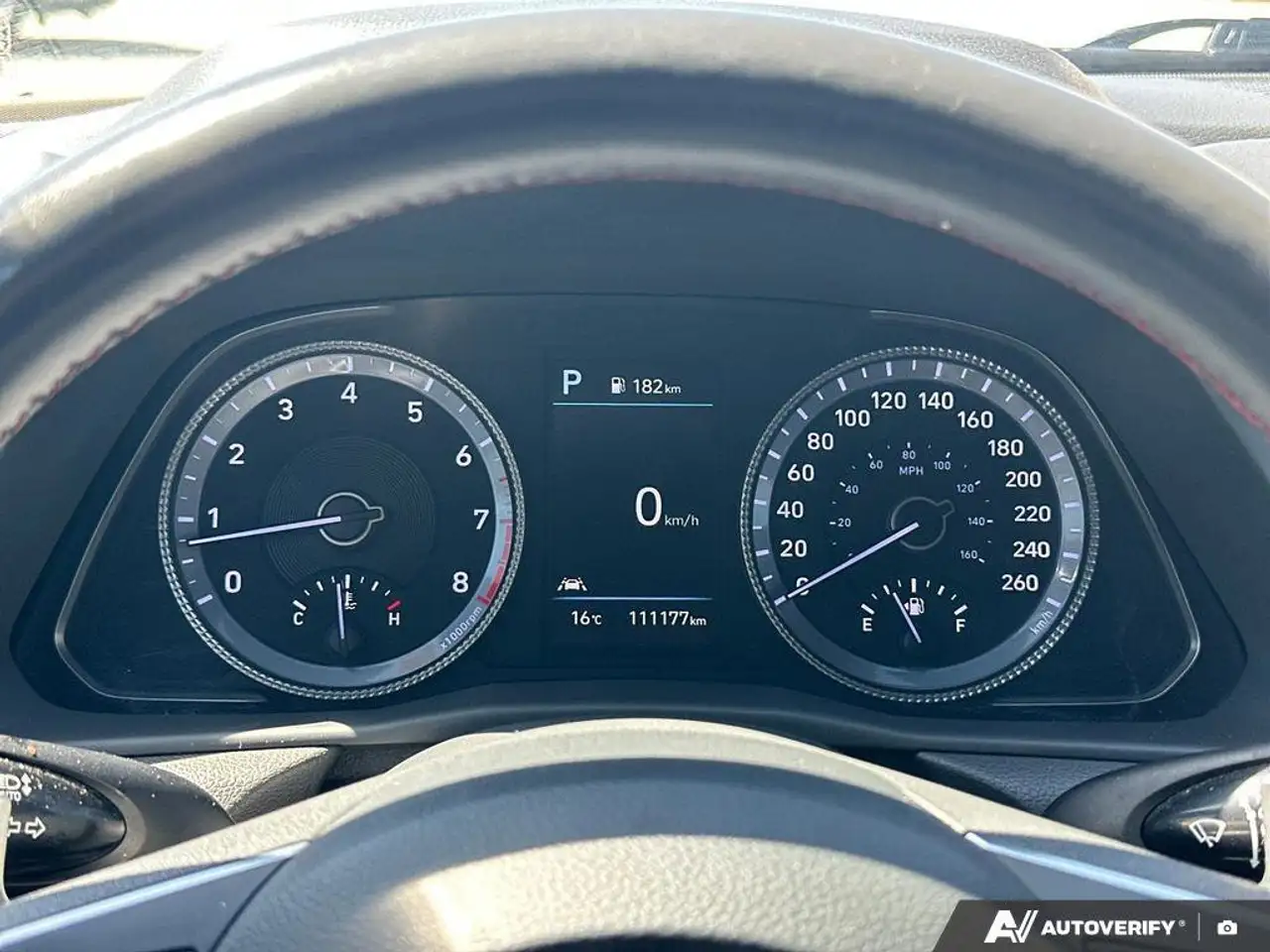 Hyundai SONATA снимка Hyundai SONATA