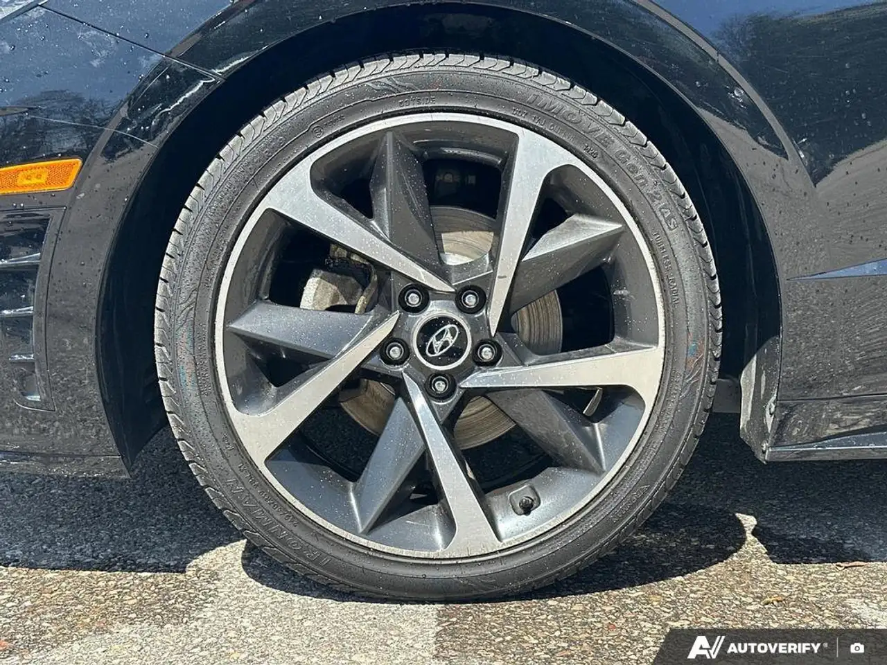 Hyundai SONATA снимка Hyundai SONATA