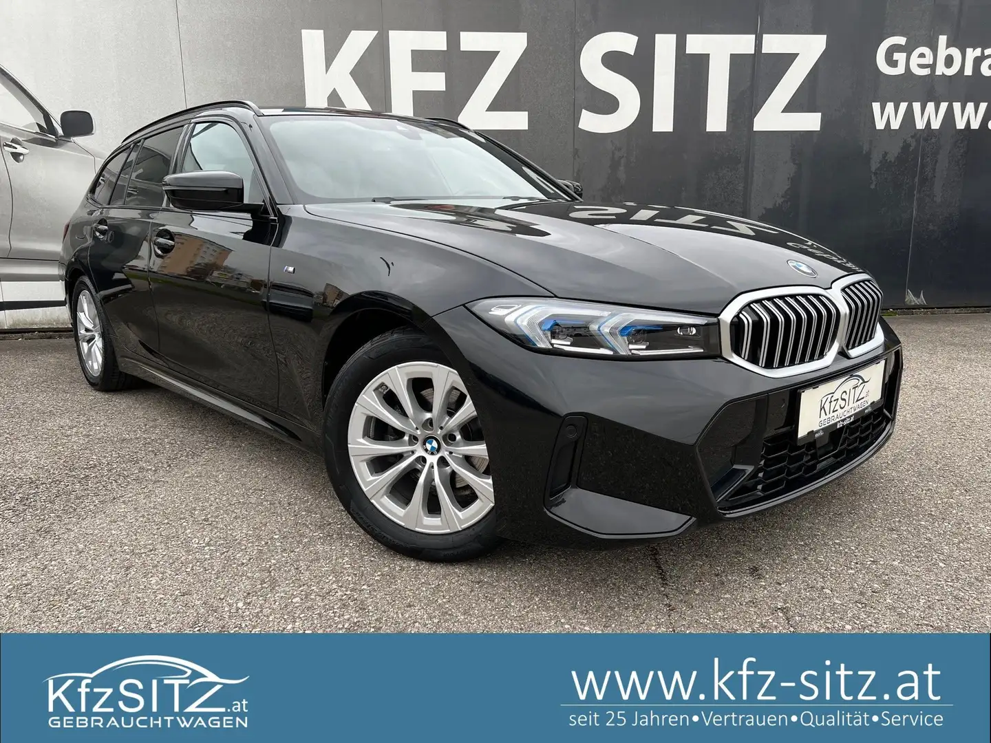 BMW 318 i Touring M Sport Aut. | -39% vom NP Schwarz - 1