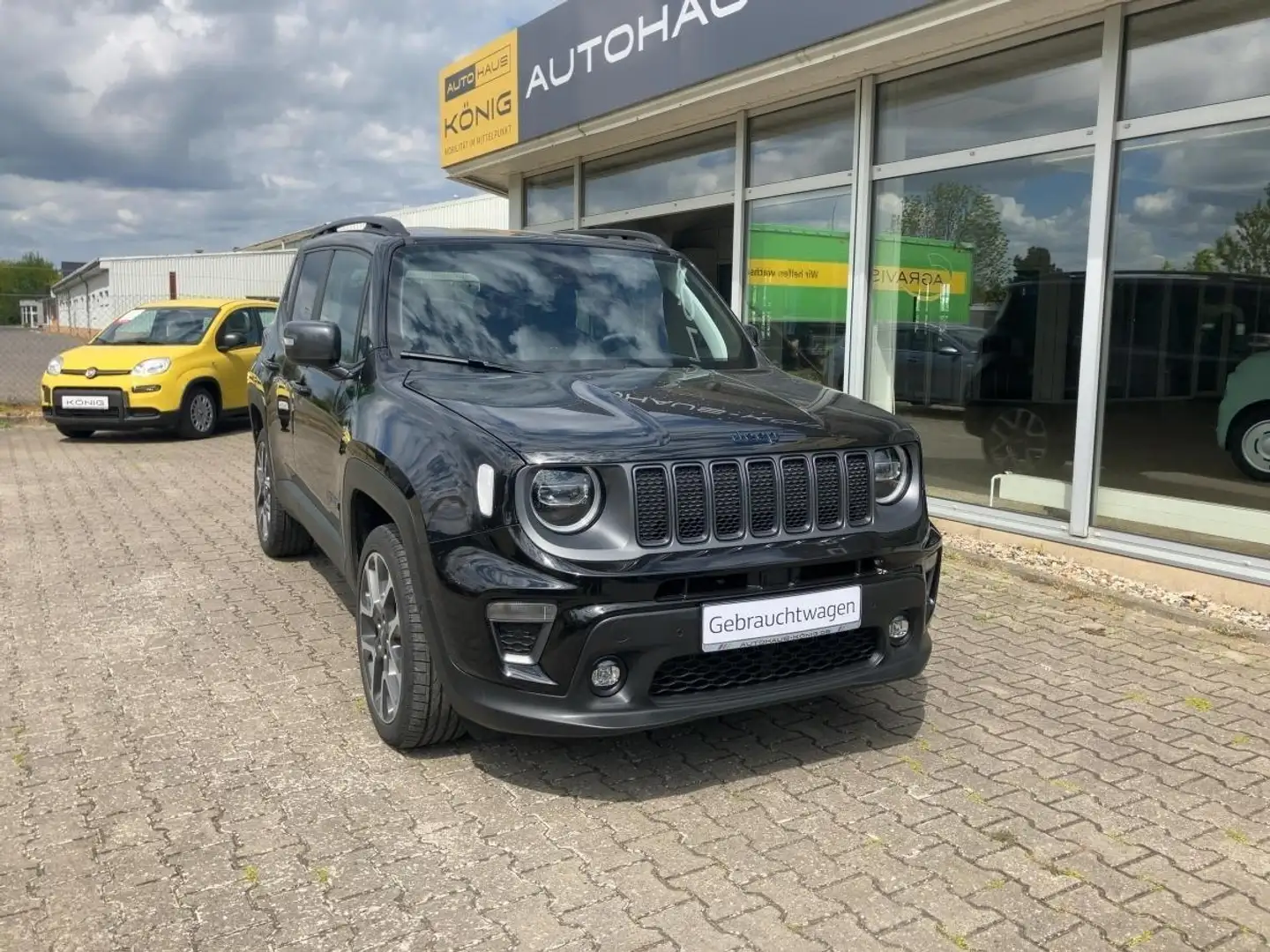 Jeep Renegade 1.3 PHEV S MY22  Automatik Schwarz - 1