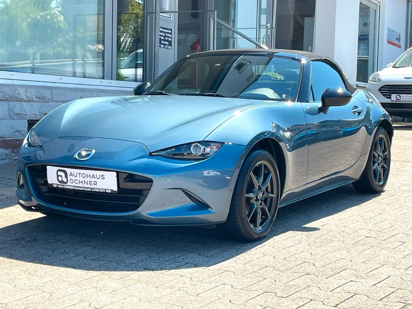 Mazda MX-5 1.5 SKYACTIV-G Exclusive-Line Modrá - 2