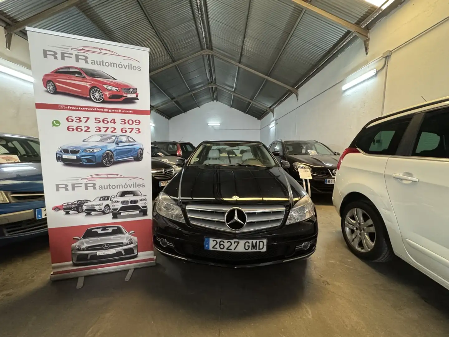 Mercedes-Benz C 200 200CDI BE Avantgarde Aut. Negro - 2