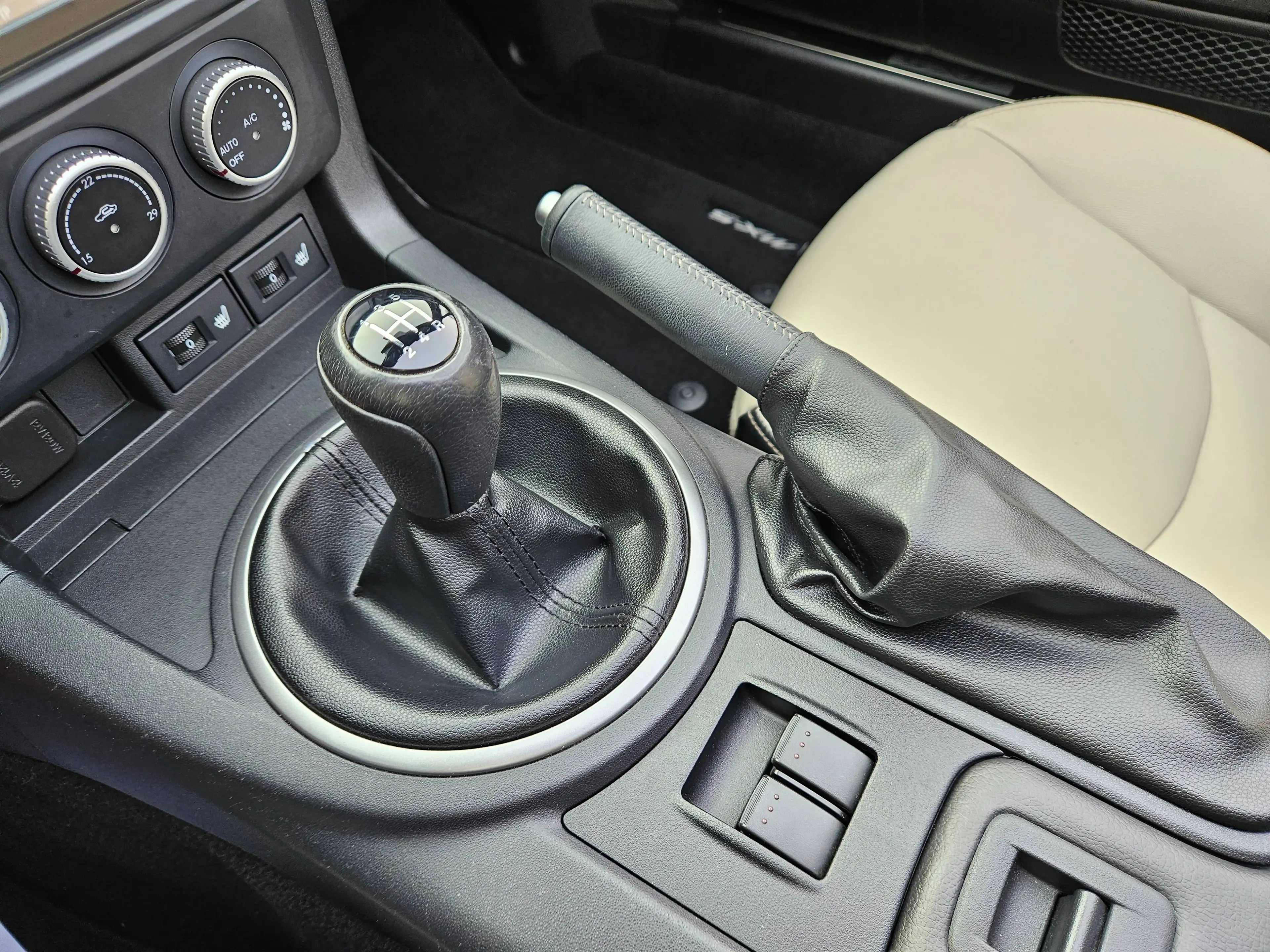 Mazda MX-5 MX-5 1.8i Deep Crystal Blue — photo 6
