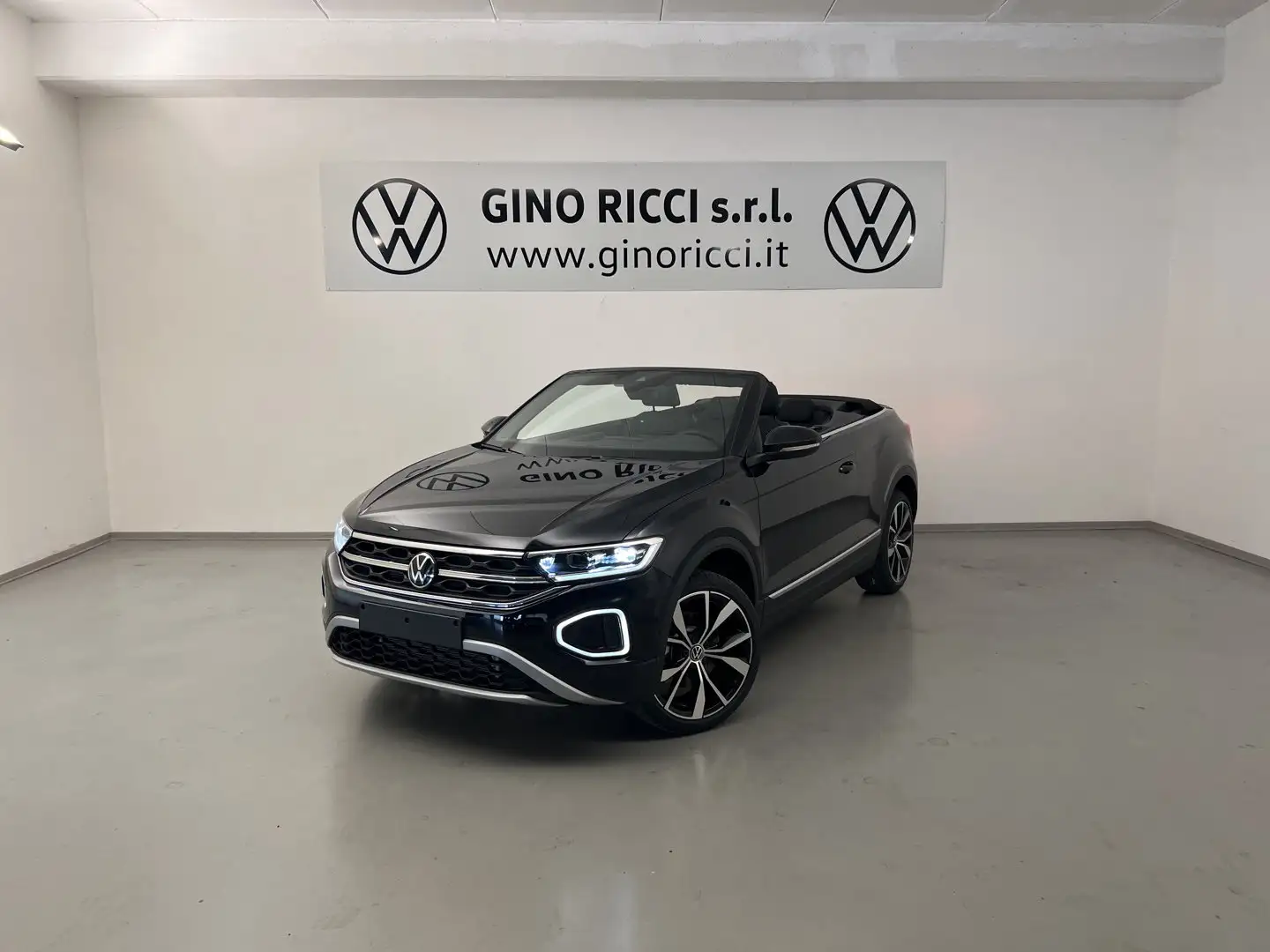 Volkswagen T-Roc Cabriolet 1.5 TSI ACT DSG Style Zwart - 1