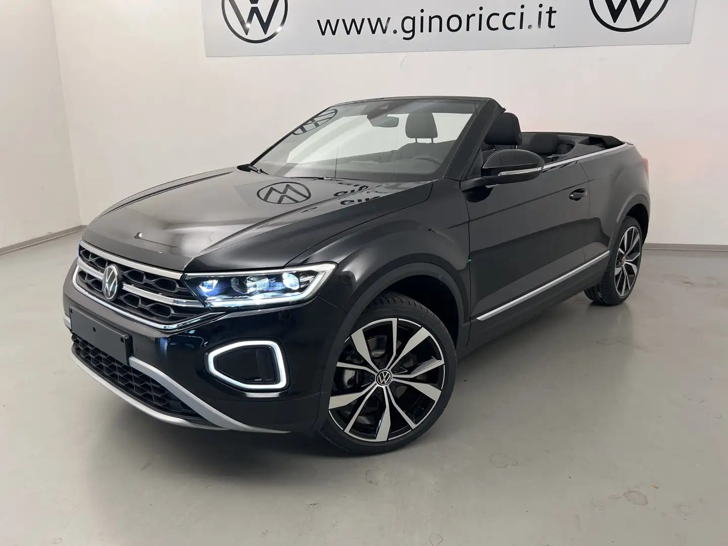 Volkswagen T-Roc Cabriolet 1.5 TSI ACT DSG Style Zwart - 2