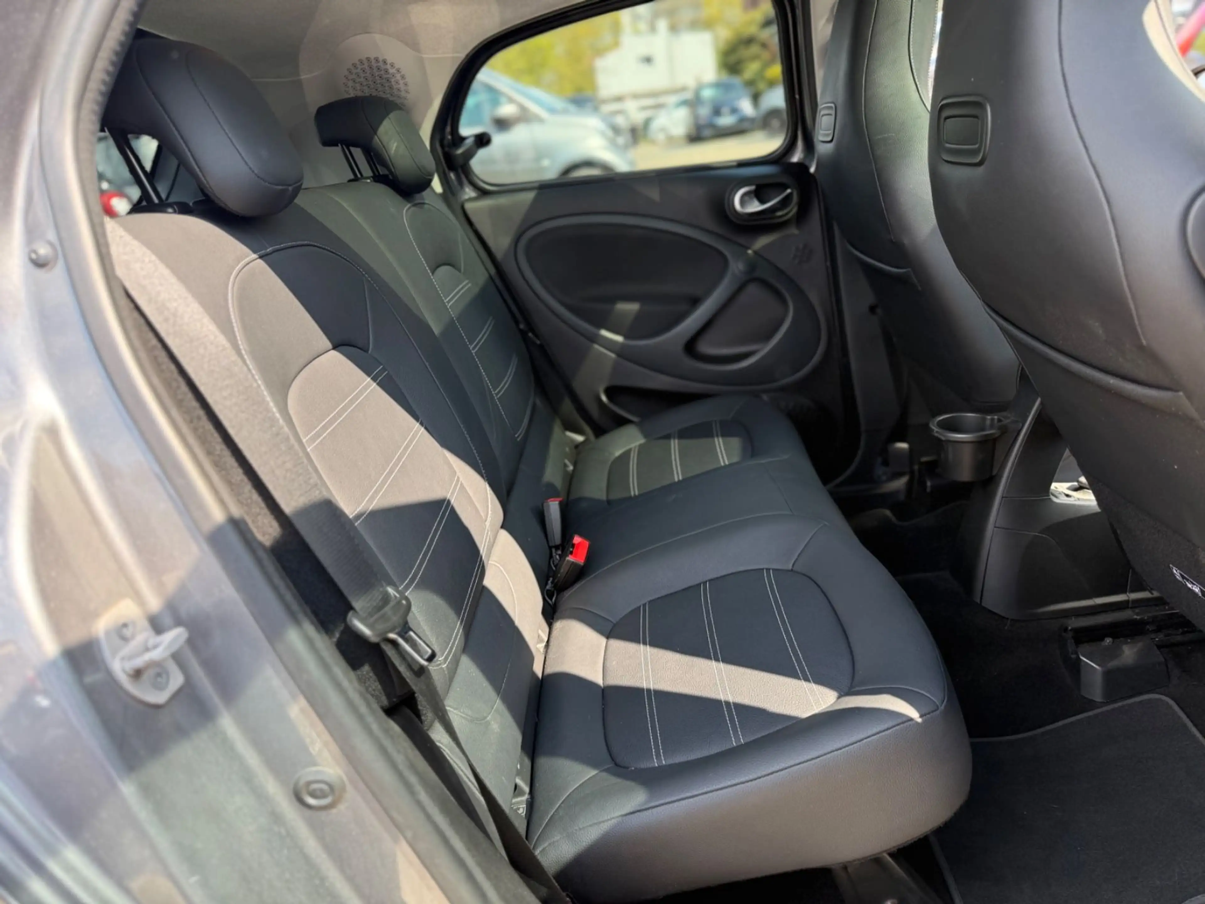 smart forFour *PRIME*PANORAMA*NAVI*LEDER*90PS*AUTOMATIK — photo 12