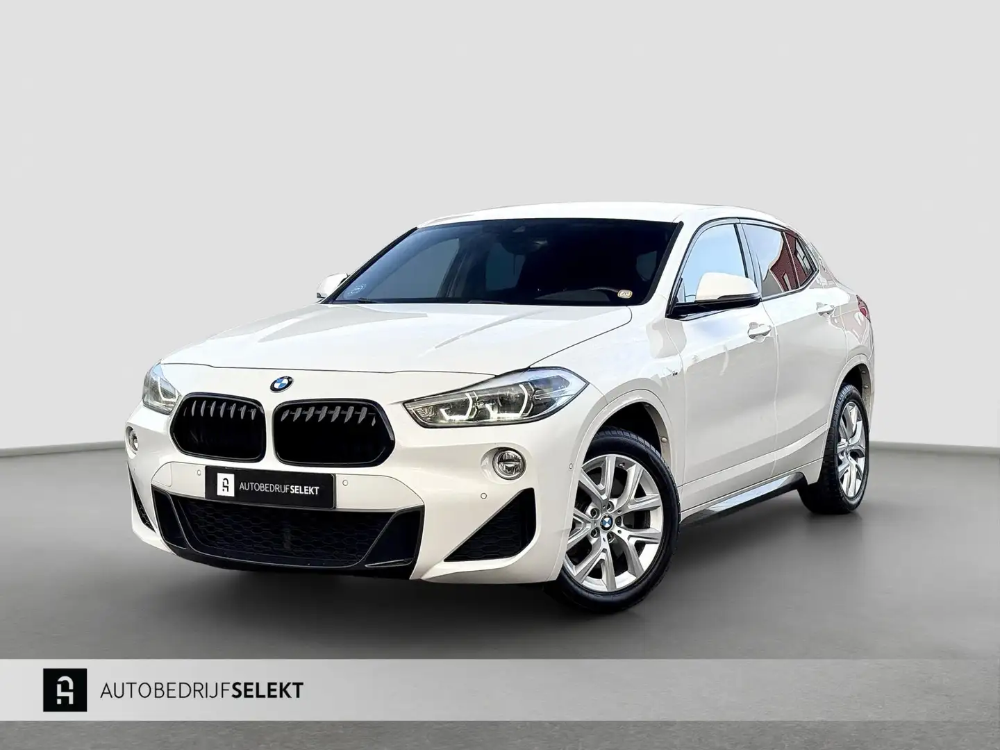 BMW X2 SDrive 20i M-Sport | LED | Elektr. stoelen | Deale Blanc - 1